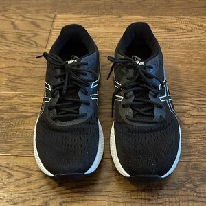 Basics Gel Amplifoam Sneakers